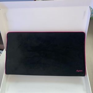 Never been used Dyson air wrap/accessories travel case/storage bag!